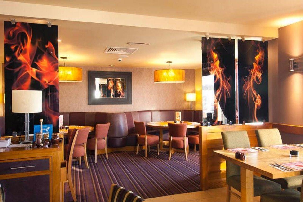 Premier Inn Newton Abbot Exterior photo